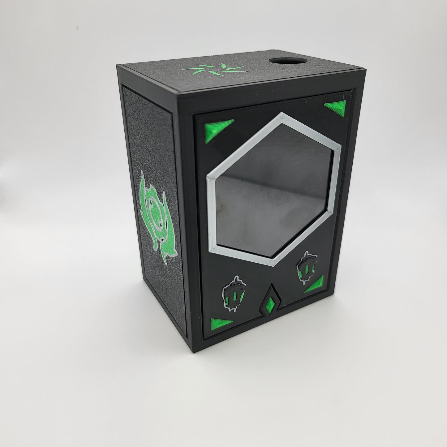 Machine Beast TCG Deck box, Maquinamon inspired, TCG compatible